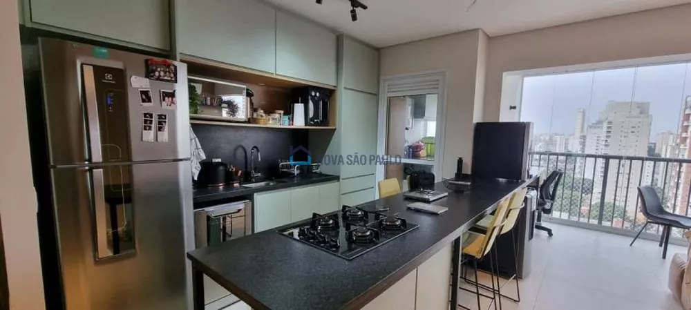 Apartamento à venda com 2 quartos, 66m² - Foto 4