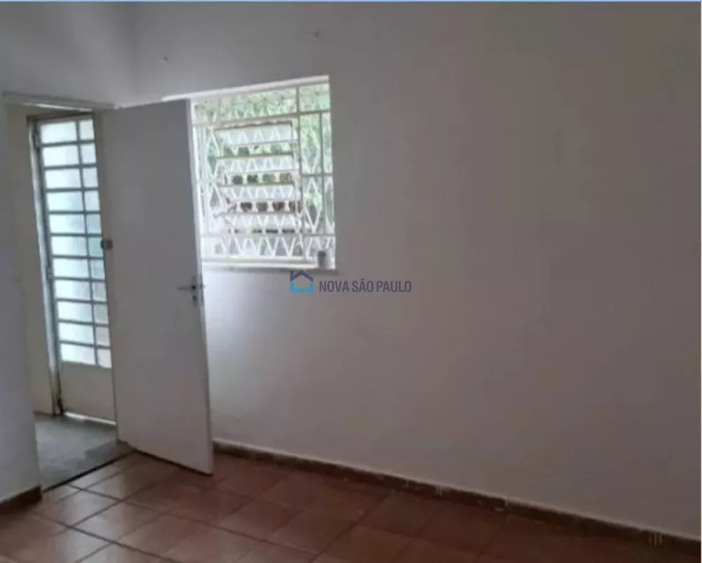 Casa à venda com 2 quartos, 100m² - Foto 4