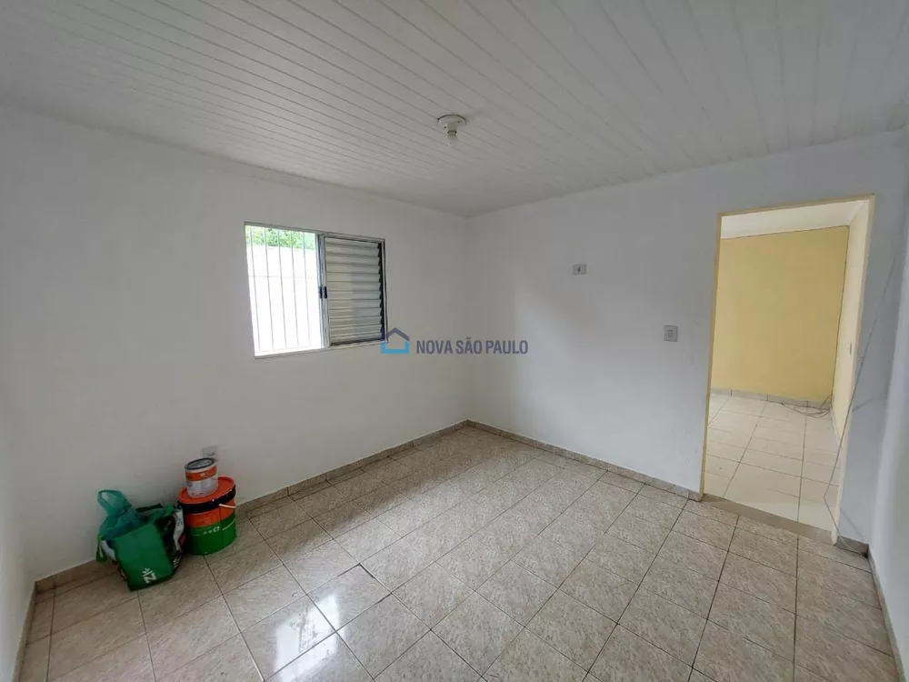 Casa para alugar com 1 quarto, 40m² - Foto 3