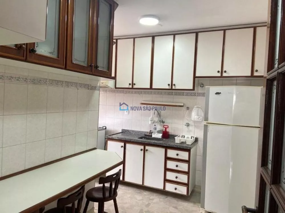 Apartamento à venda com 2 quartos, 65m² - Foto 9