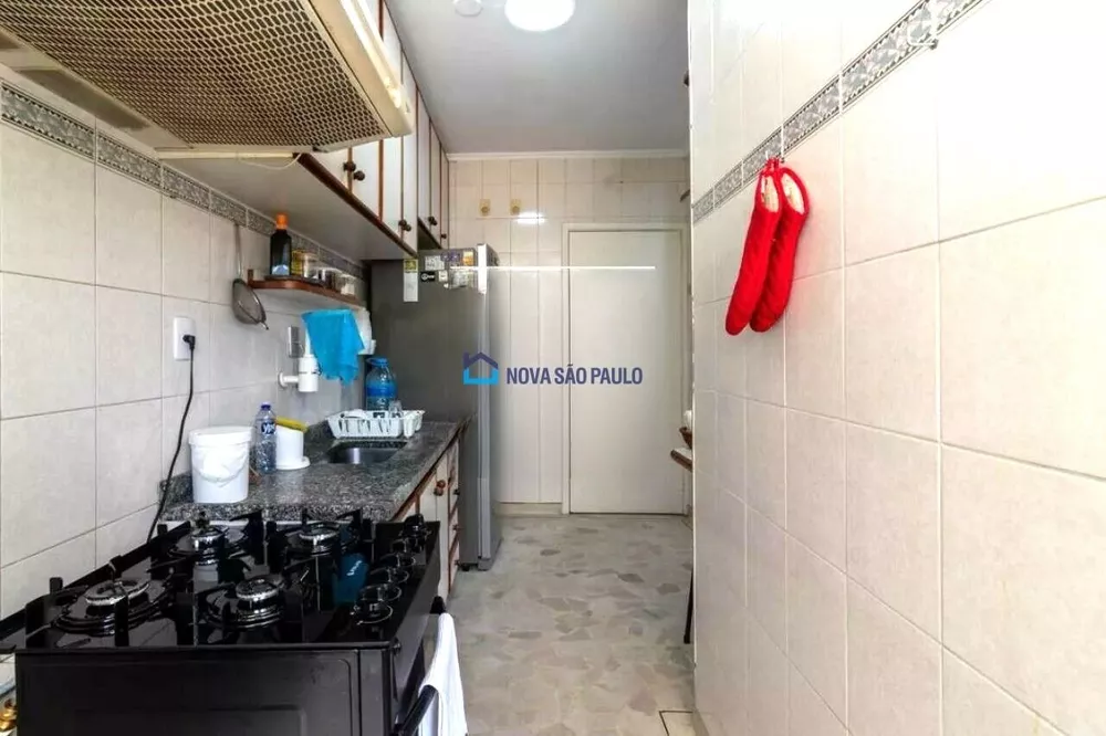 Apartamento à venda com 2 quartos, 65m² - Foto 25