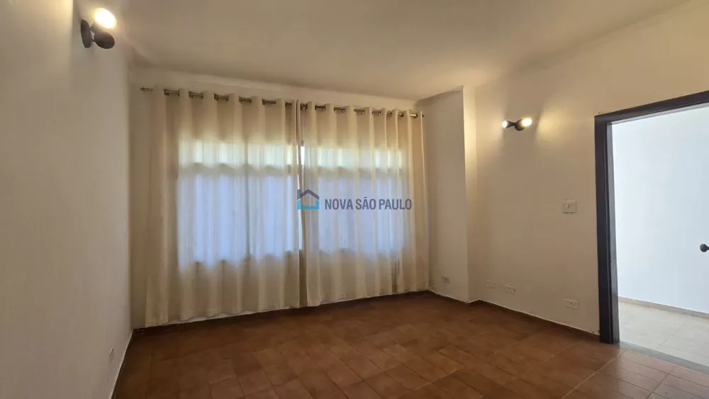 Casa à venda com 2 quartos, 98m² - Foto 1