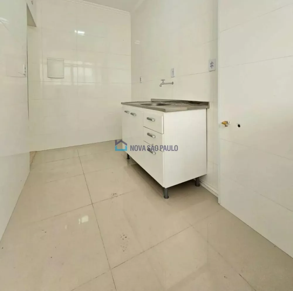 Apartamento à venda com 1 quarto, 45m² - Foto 4