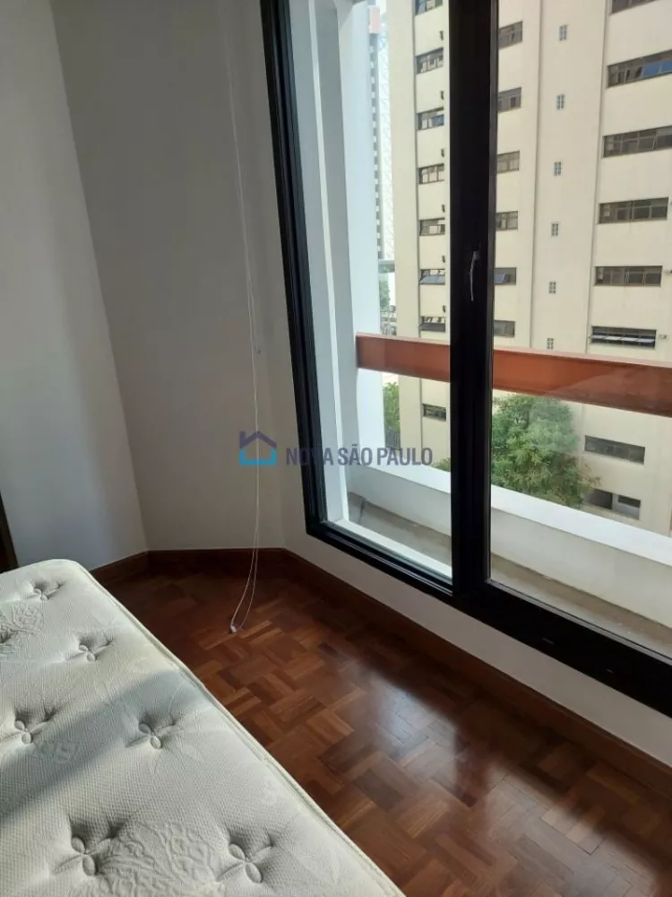 Apartamento à venda com 1 quarto, 60m² - Foto 11