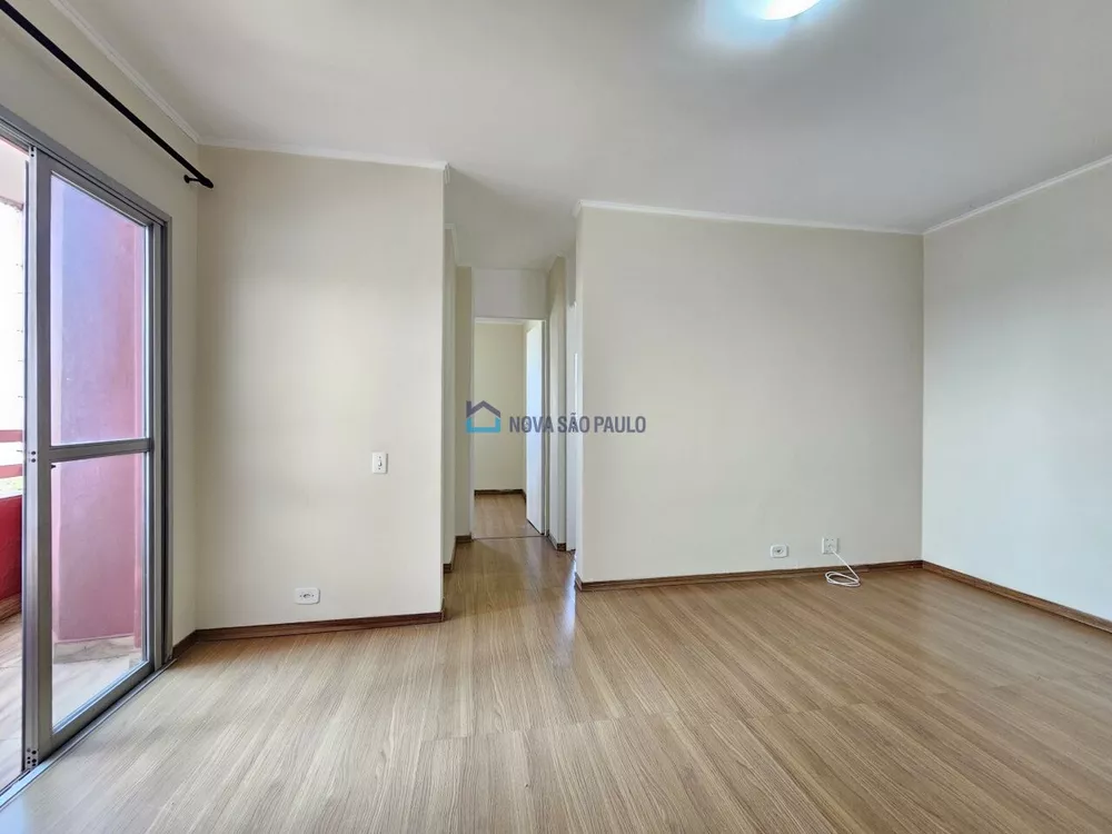 Apartamento à venda com 2 quartos, 62m² - Foto 5