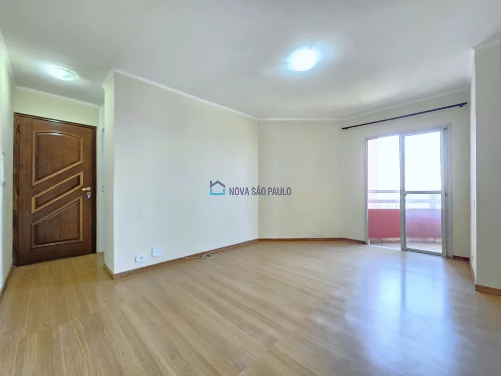 Apartamento à venda com 2 quartos, 62m² - Foto 2