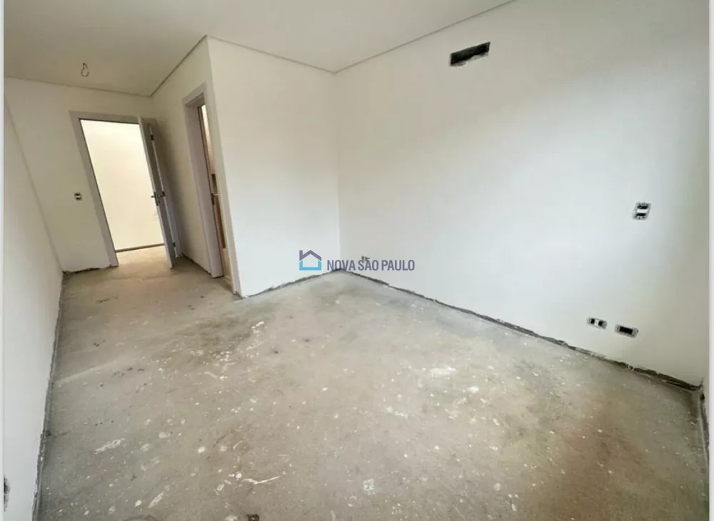 Casa de Condomínio à venda com 4 quartos, 450m² - Foto 2