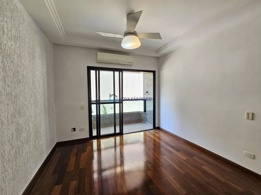 Apartamento à venda com 3 quartos, 138m² - Foto 3