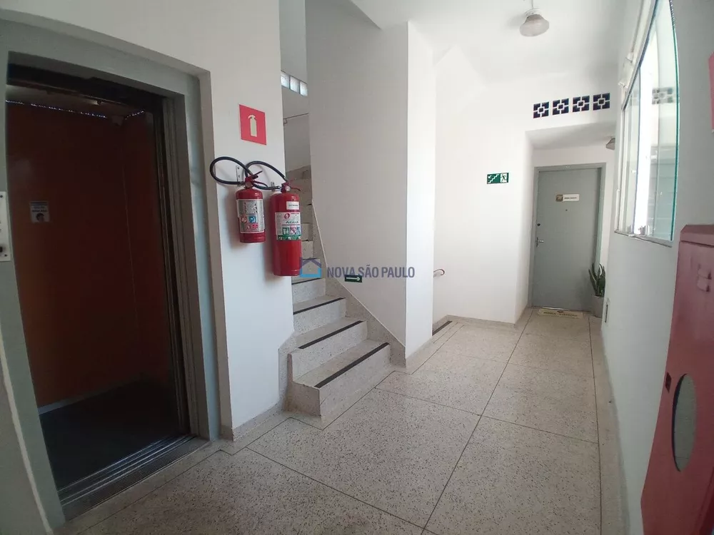 Casa Comercial para alugar com 1 quarto, 50m² - Foto 1