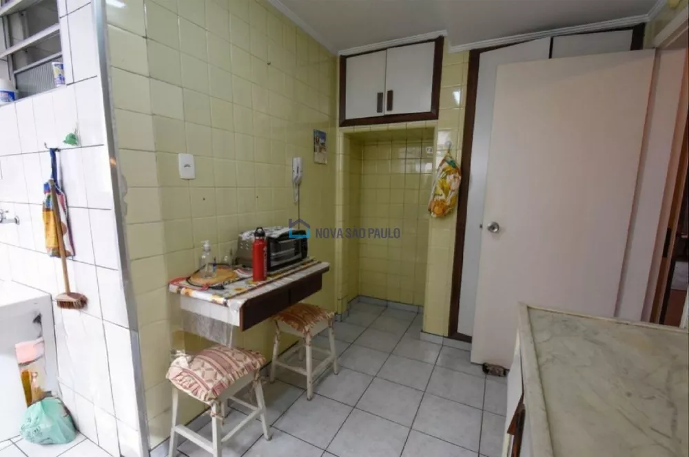 Apartamento à venda com 3 quartos, 130m² - Foto 11