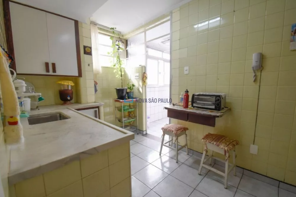 Apartamento à venda com 3 quartos, 130m² - Foto 10