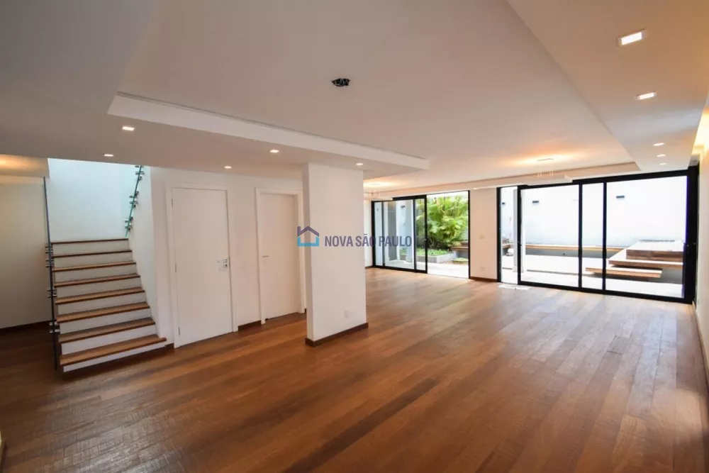 Casa à venda com 4 quartos, 261m² - Foto 4