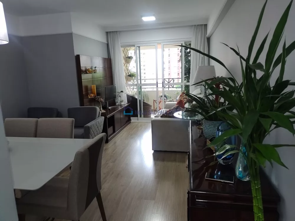 Apartamento à venda com 3 quartos, 80m² - Foto 2