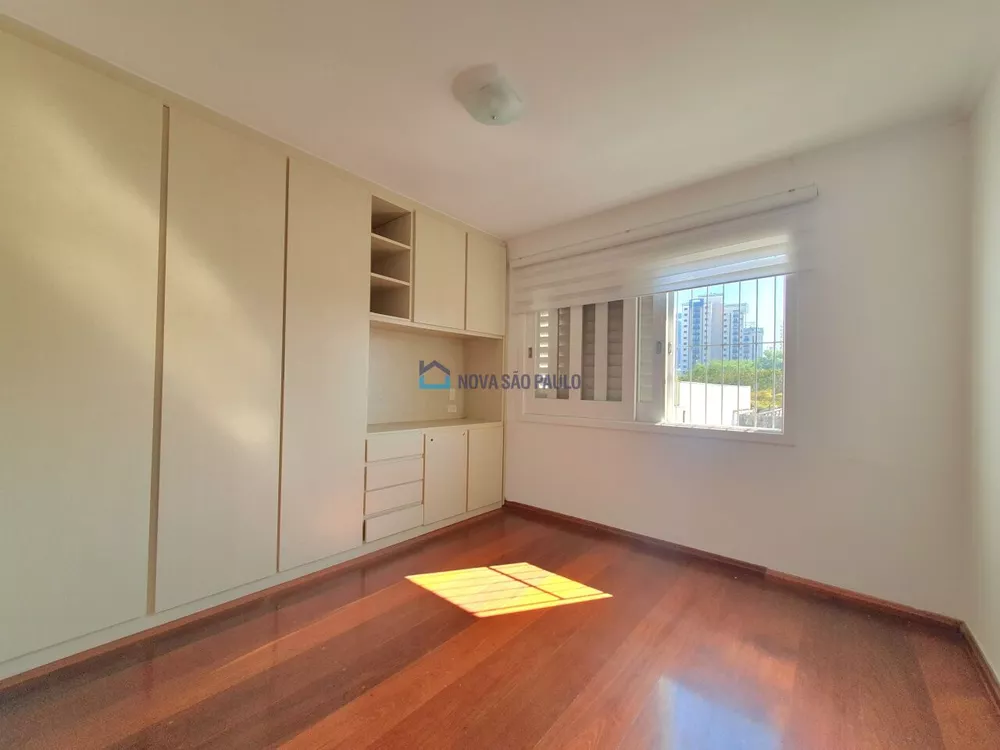 Casa à venda com 3 quartos, 158m² - Foto 3