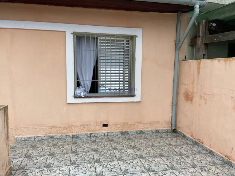 Casa à venda com 2 quartos, 160m² - Foto 2