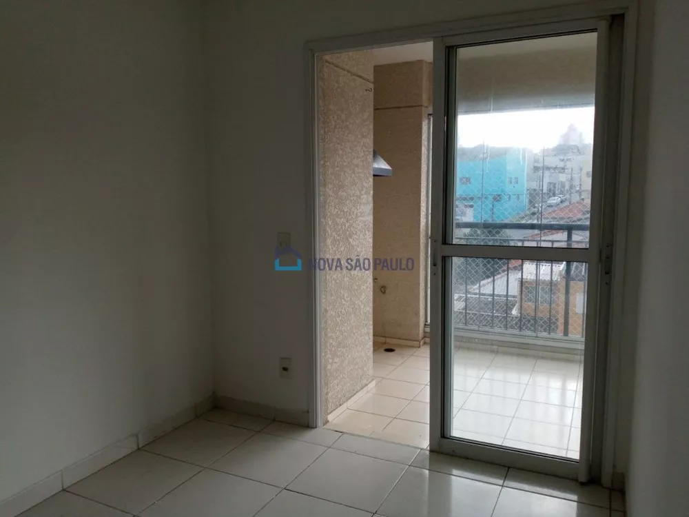 Apartamento à venda com 2 quartos, 61m² - Foto 4