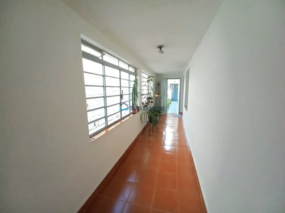 Casa à venda com 3 quartos, 365m² - Foto 2