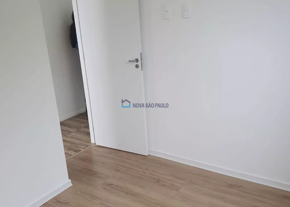 Apartamento à venda com 2 quartos, 37m² - Foto 4