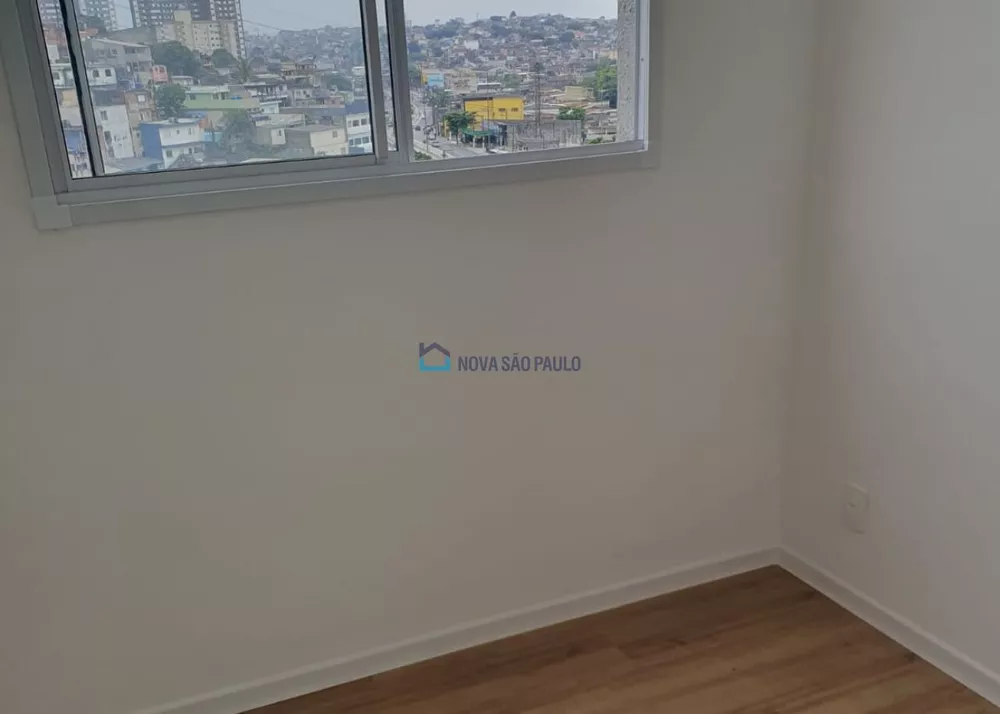 Apartamento à venda com 2 quartos, 37m² - Foto 3