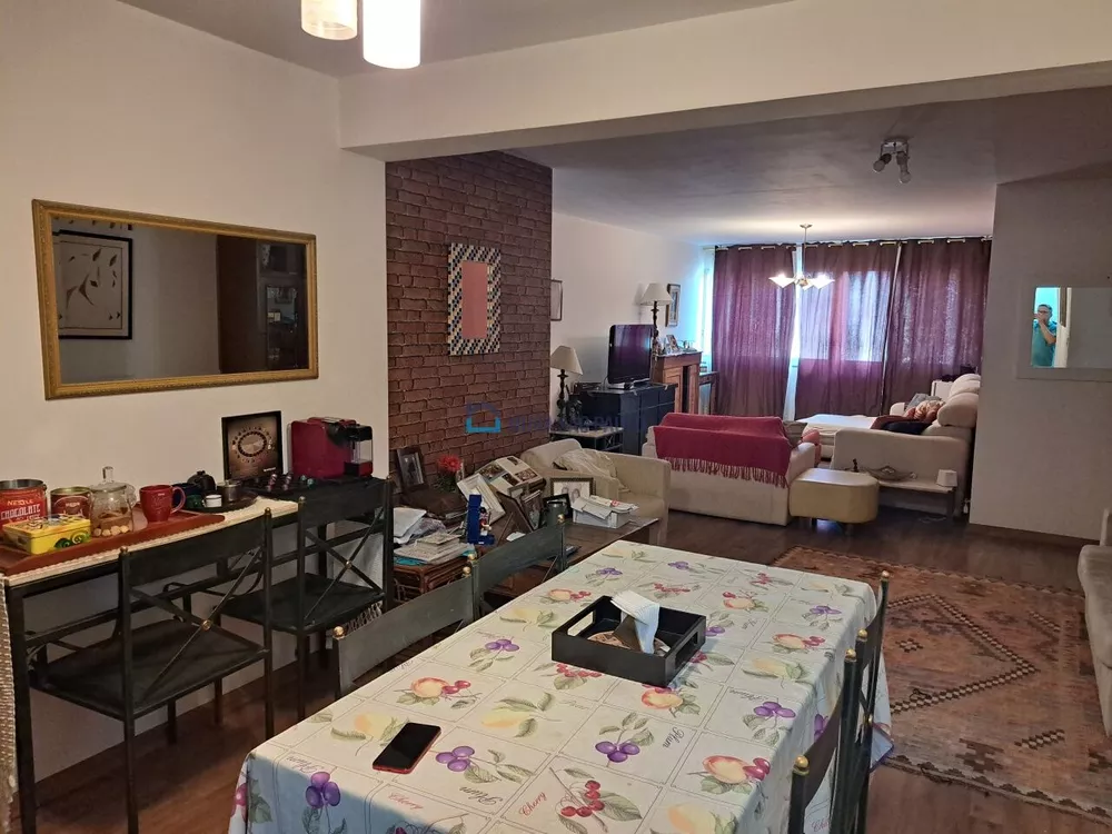 Apartamento à venda com 3 quartos, 137m² - Foto 4