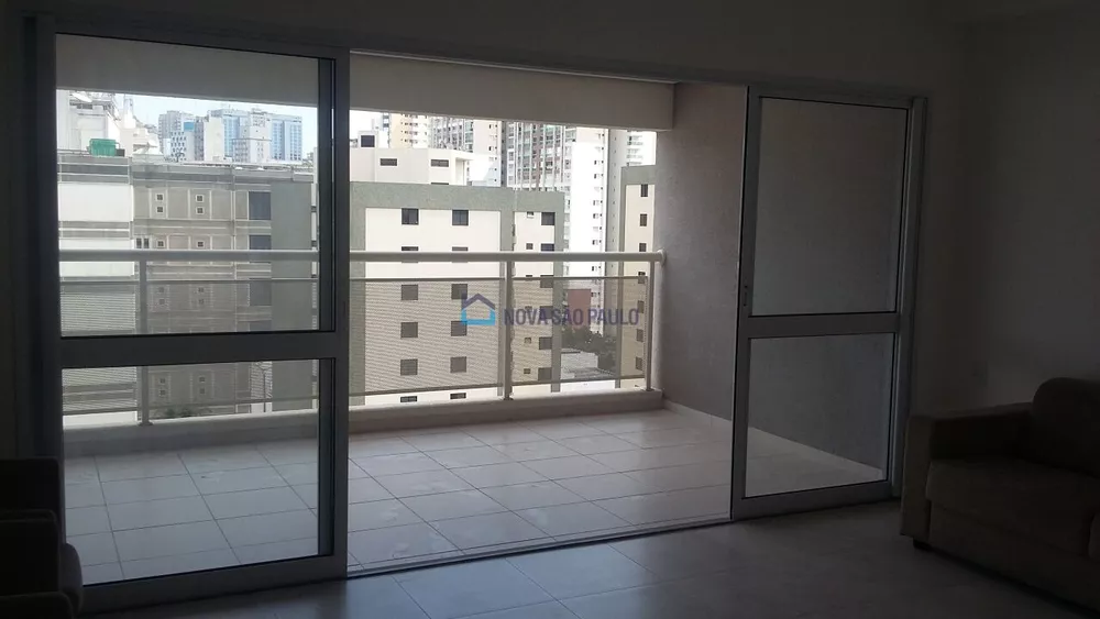 Apartamento para alugar com 1 quarto, 40m² - Foto 1