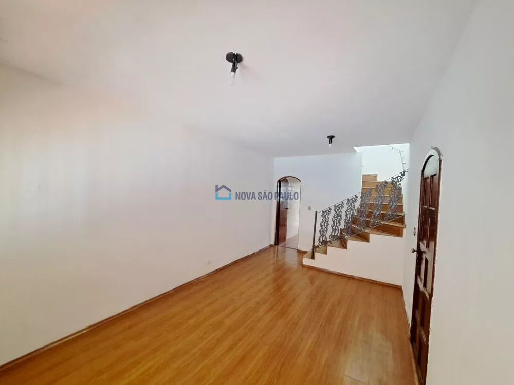 Casa à venda com 2 quartos, 95m² - Foto 2