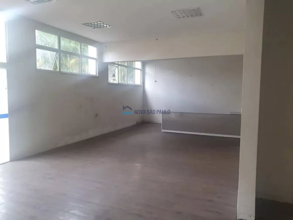 Prédio Inteiro à venda com 8 quartos, 1650m² - Foto 1