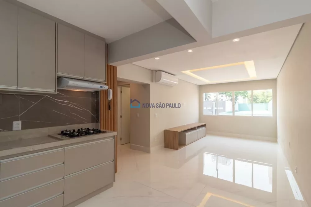 Apartamento à venda com 2 quartos, 72m² - Foto 1