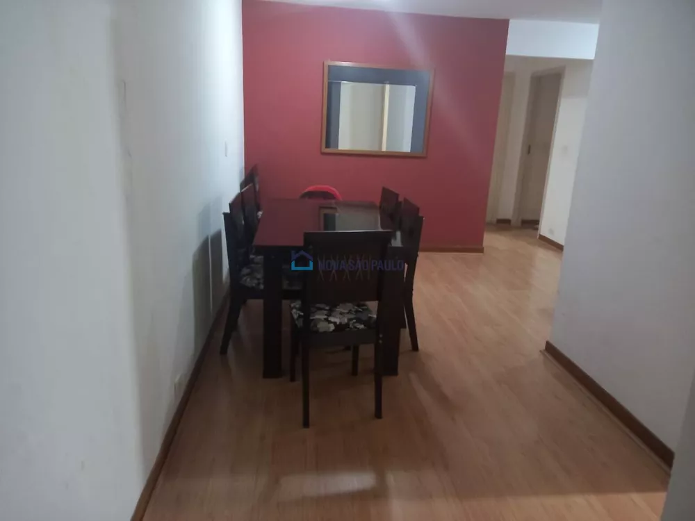 Apartamento à venda com 2 quartos, 65m² - Foto 1