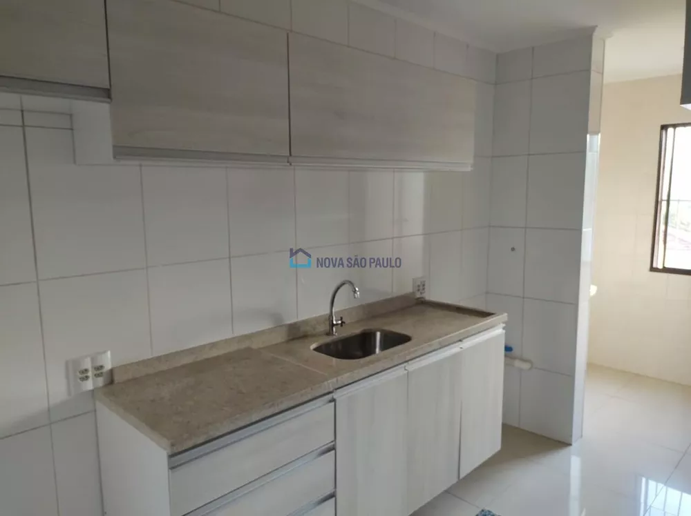 Apartamento à venda com 3 quartos, 70m² - Foto 3