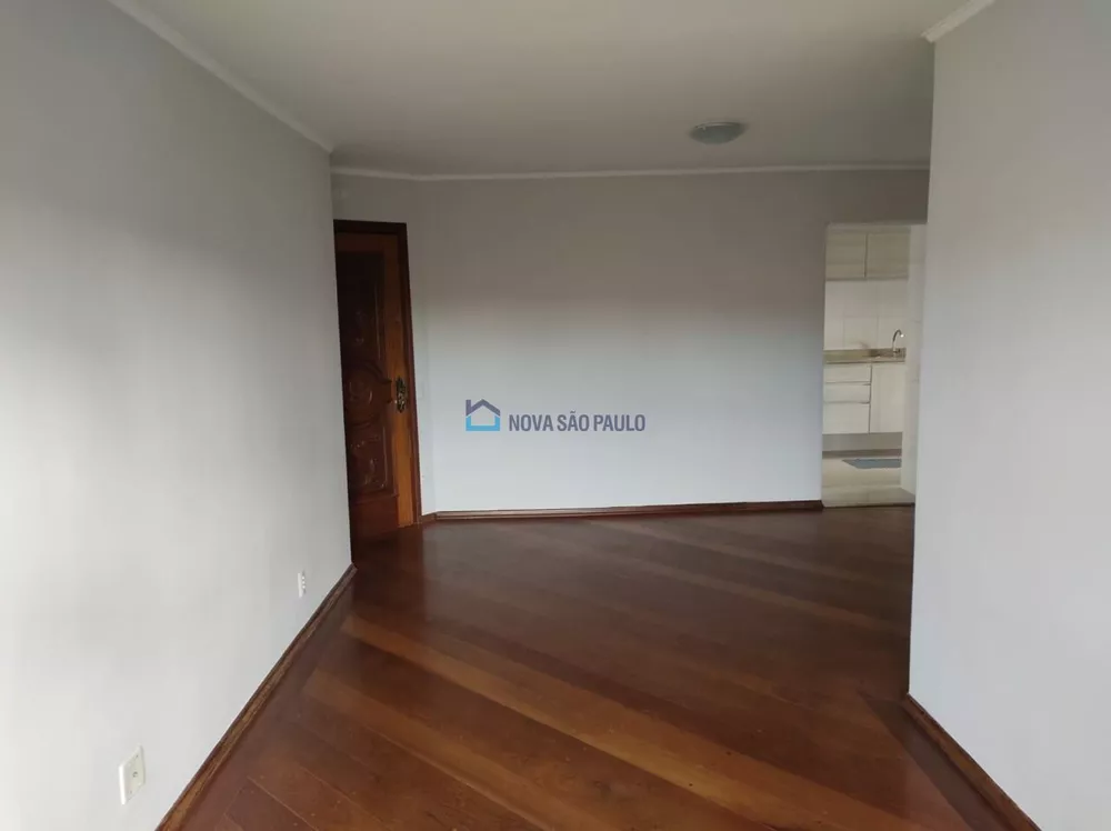 Apartamento à venda com 3 quartos, 70m² - Foto 1