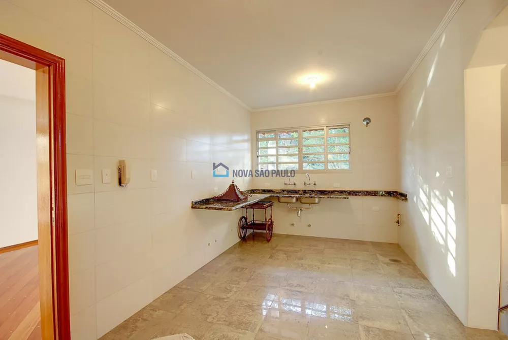 Casa à venda com 3 quartos, 400m² - Foto 3