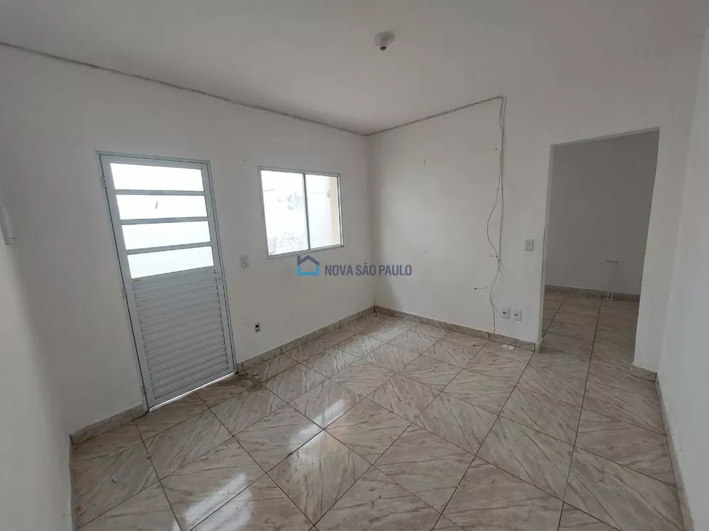 Casa para alugar com 1 quarto, 60m² - Foto 1