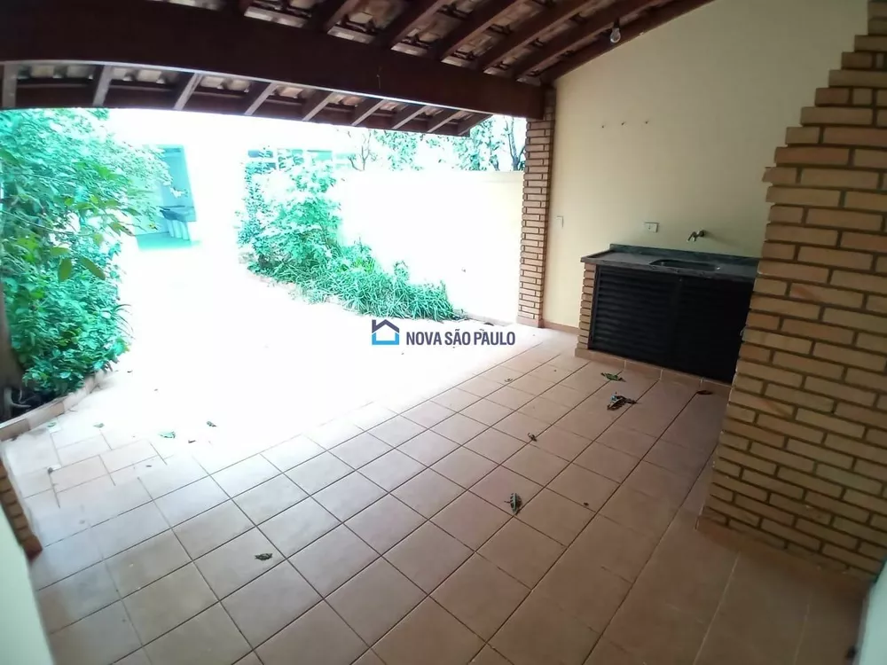 Casa à venda com 3 quartos, 250m² - Foto 5