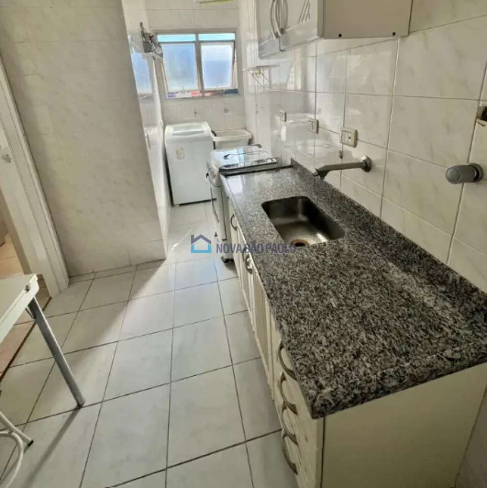 Apartamento à venda com 1 quarto, 40m² - Foto 4