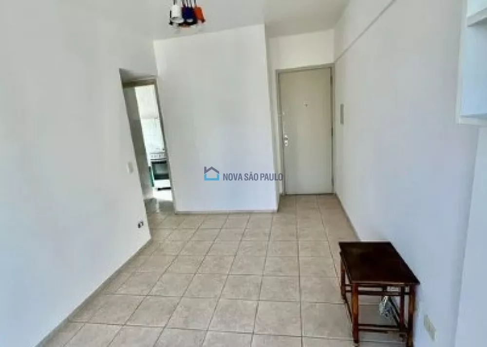 Apartamento à venda com 1 quarto, 40m² - Foto 3