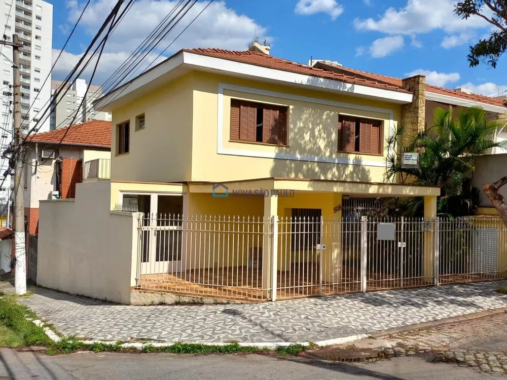 Casa à venda com 3 quartos, 162m² - Foto 1