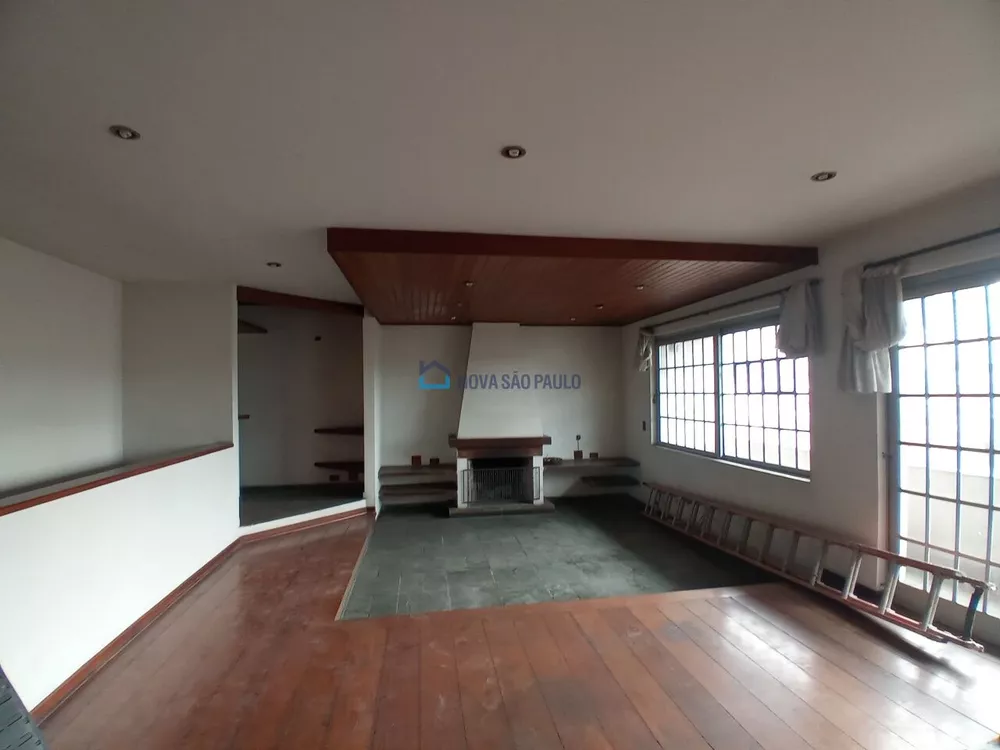 Casa Comercial para alugar com 4 quartos, 405m² - Foto 4