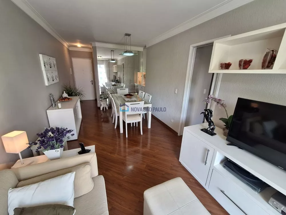 Apartamento à venda com 2 quartos, 68m² - Foto 1