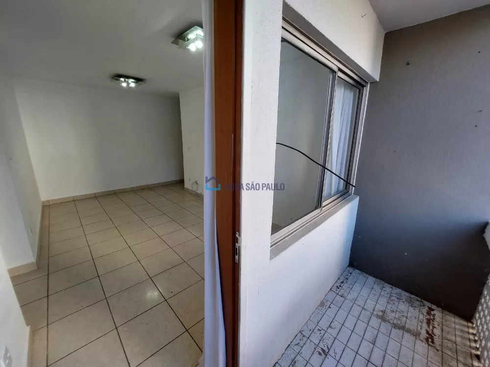 Apartamento para alugar com 2 quartos, 65m² - Foto 6