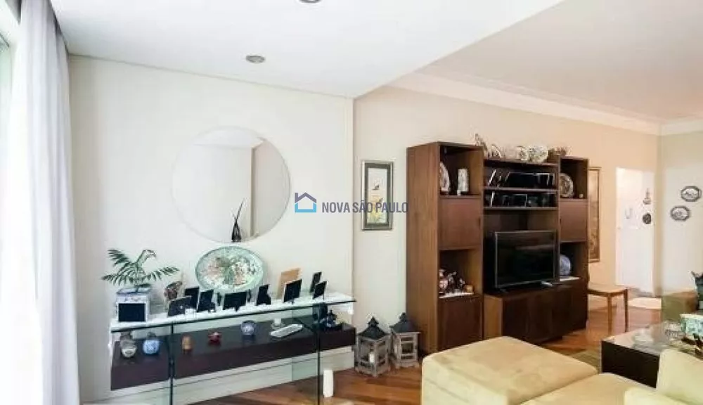 Casa à venda com 3 quartos, 200m² - Foto 4