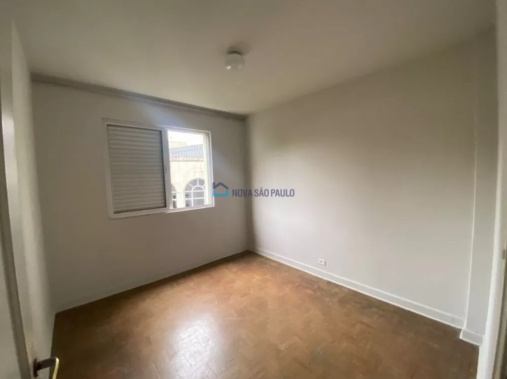 Apartamento à venda com 2 quartos, 76m² - Foto 4