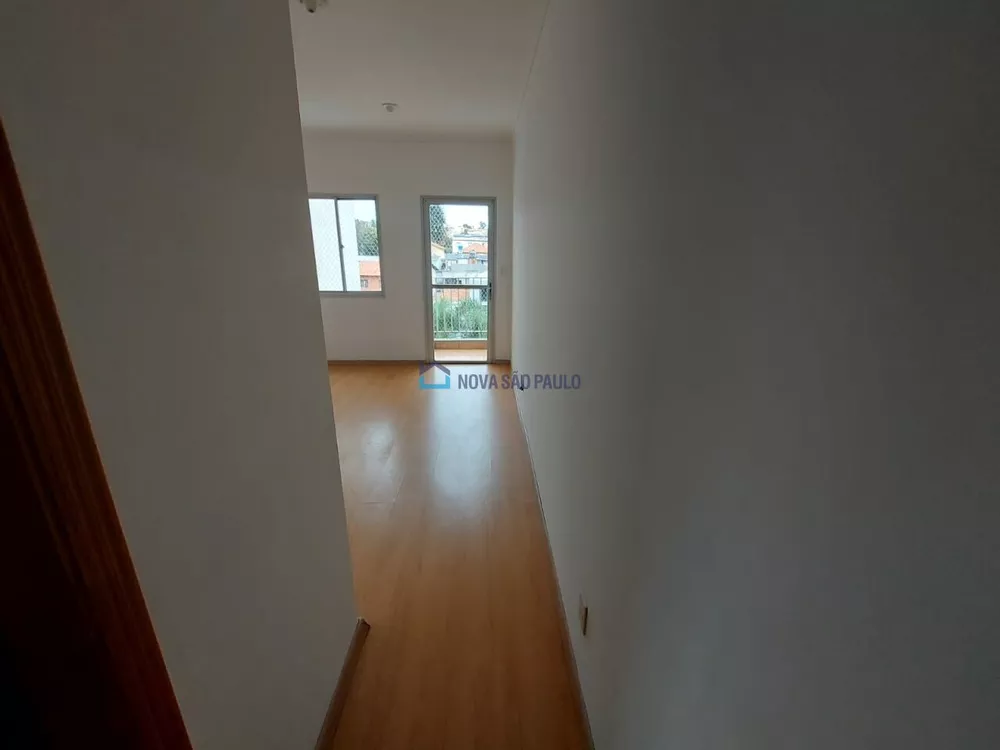 Apartamento à venda com 2 quartos, 57m² - Foto 2