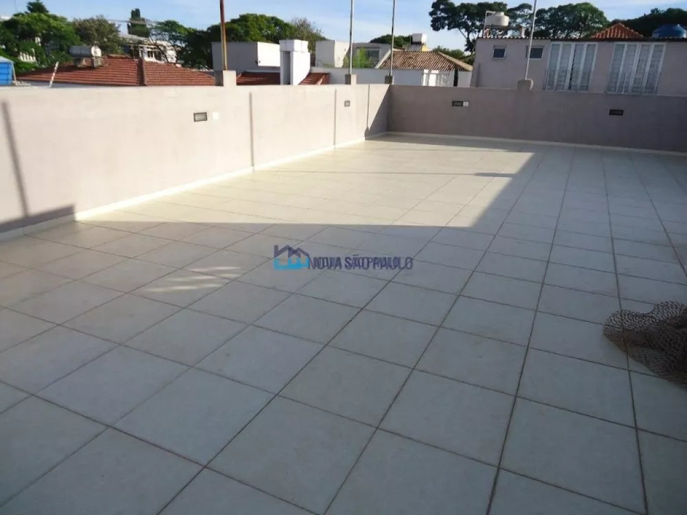 Casa à venda com 6 quartos, 480m² - Foto 2