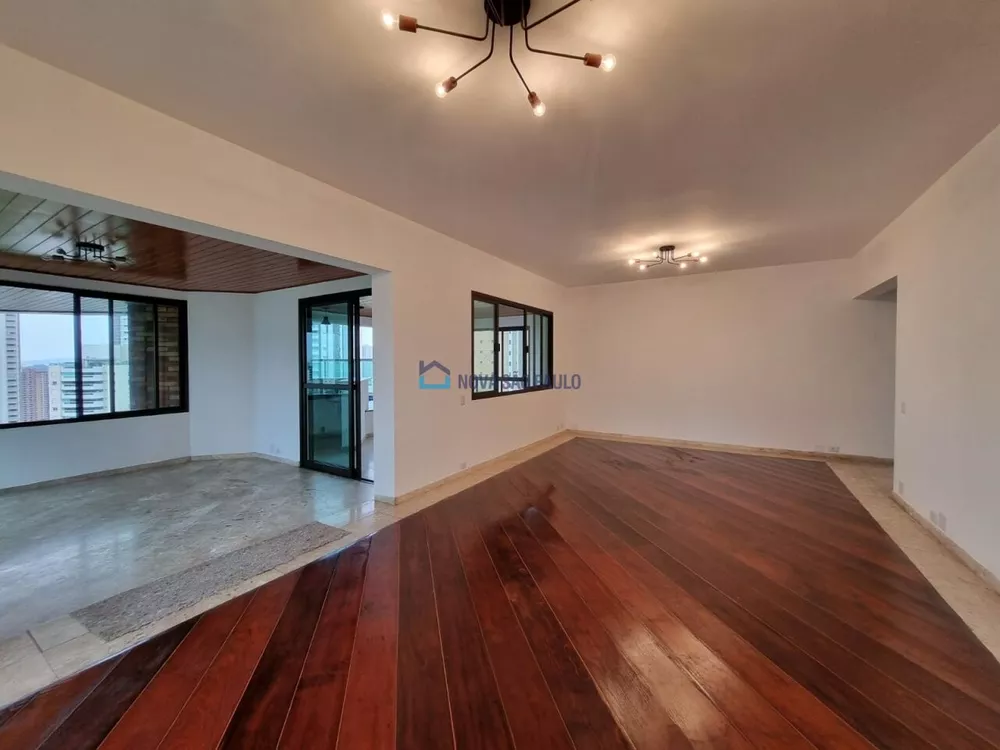 Apartamento à venda com 4 quartos, 236m² - Foto 4