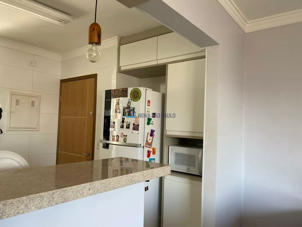 Apartamento à venda com 2 quartos, 70m² - Foto 9