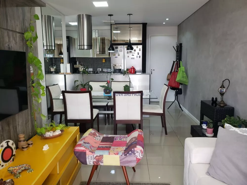 Apartamento à venda com 2 quartos, 58m² - Foto 1