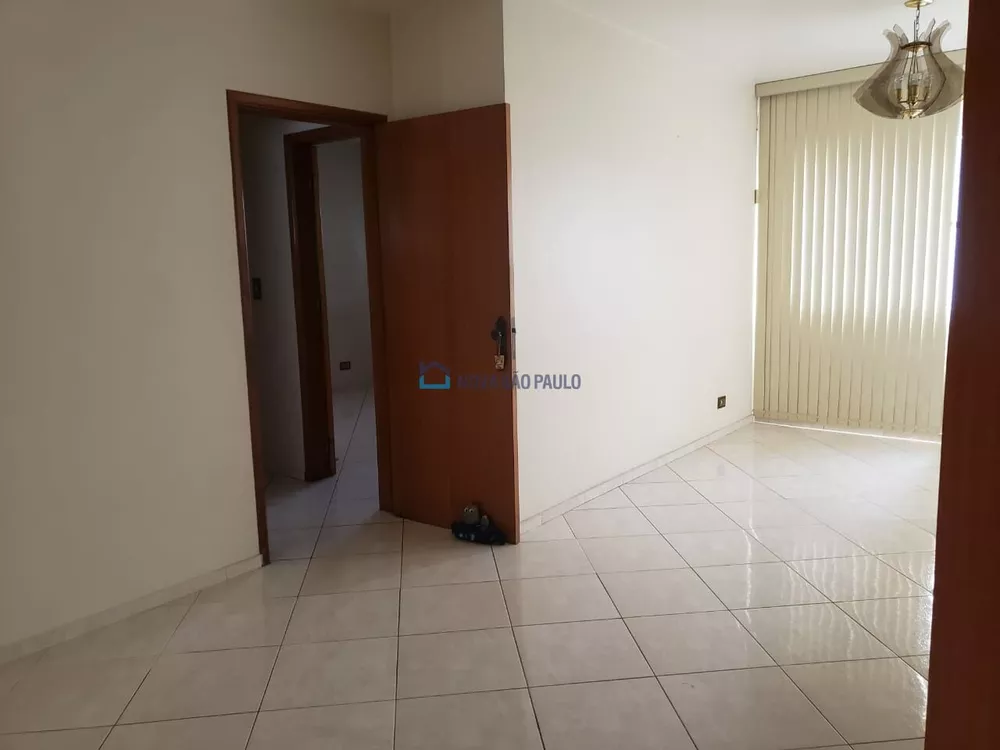 Apartamento à venda com 2 quartos, 75m² - Foto 4