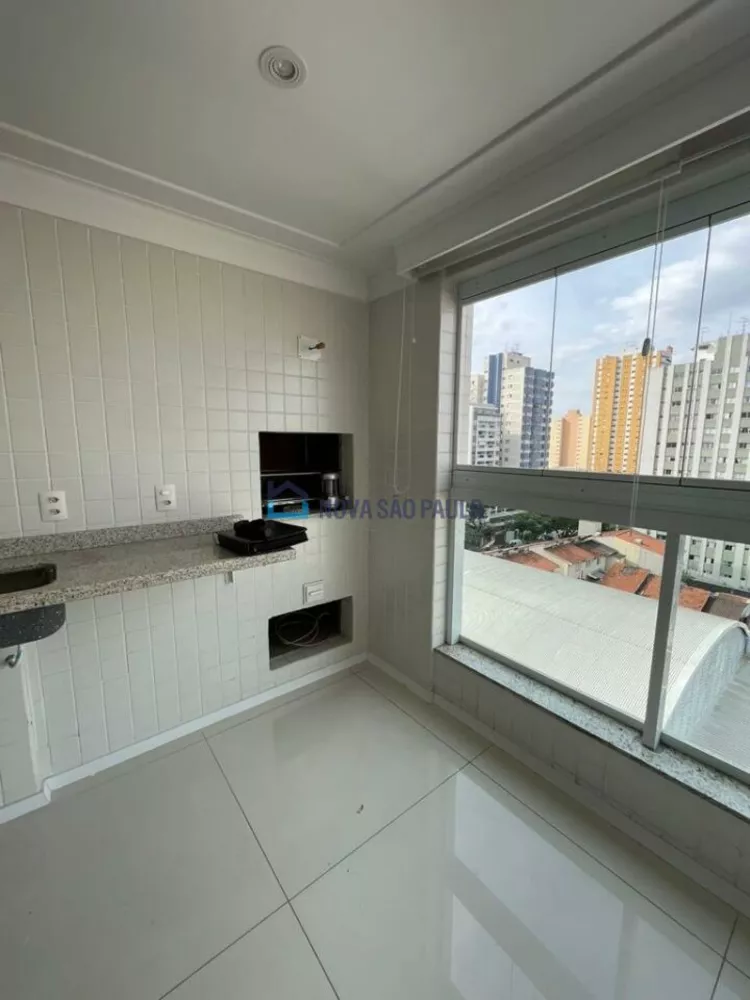 Apartamento à venda com 3 quartos, 135m² - Foto 1