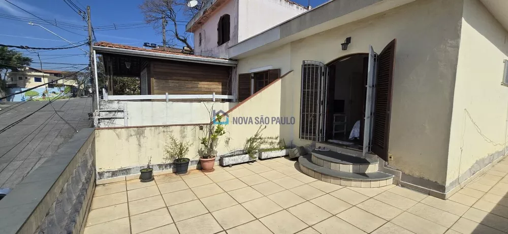 Casa à venda com 3 quartos, 105m² - Foto 2